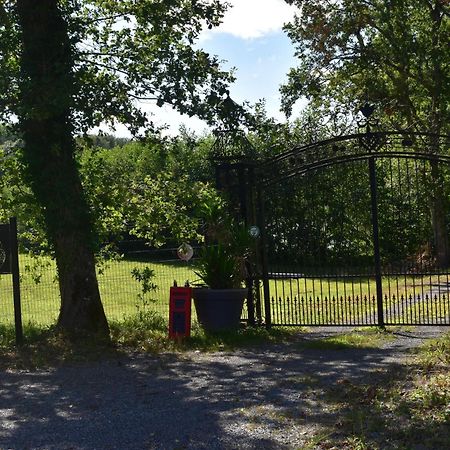 Chateau Roquehort Avec Ev Recharge Point 22Kw Monein Bagian luar foto