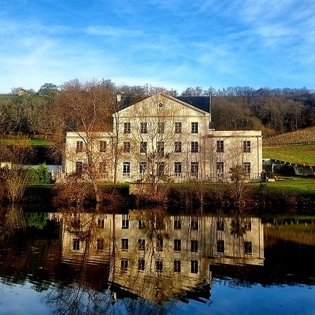 Chateau Roquehort Avec Ev Recharge Point 22Kw Monein Bagian luar foto