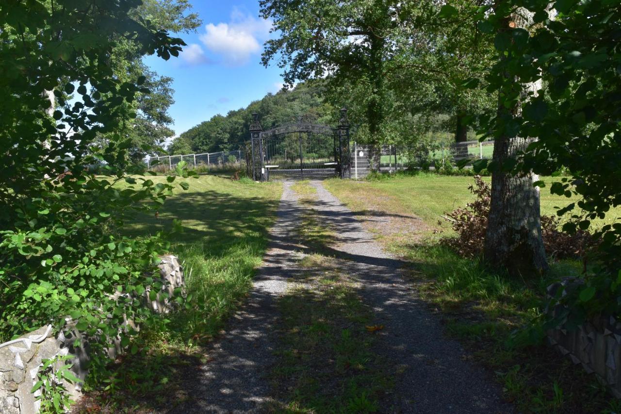 Chateau Roquehort Avec Ev Recharge Point 22Kw Monein Bagian luar foto