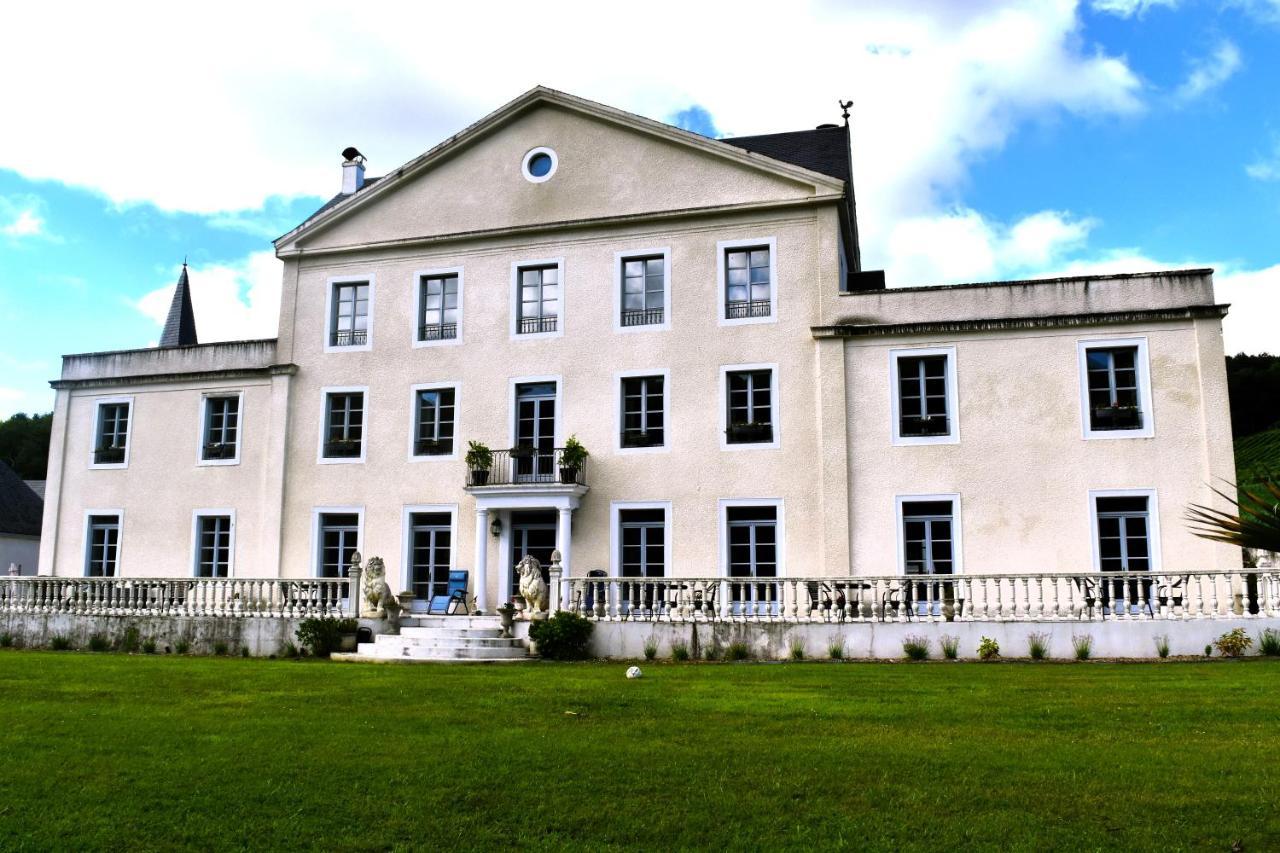 Chateau Roquehort Avec Ev Recharge Point 22Kw Monein Bagian luar foto