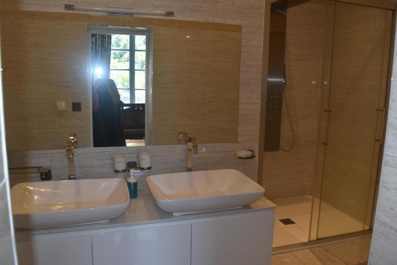 Chateau Roquehort Avec Ev Recharge Point 22Kw Monein Bagian luar foto