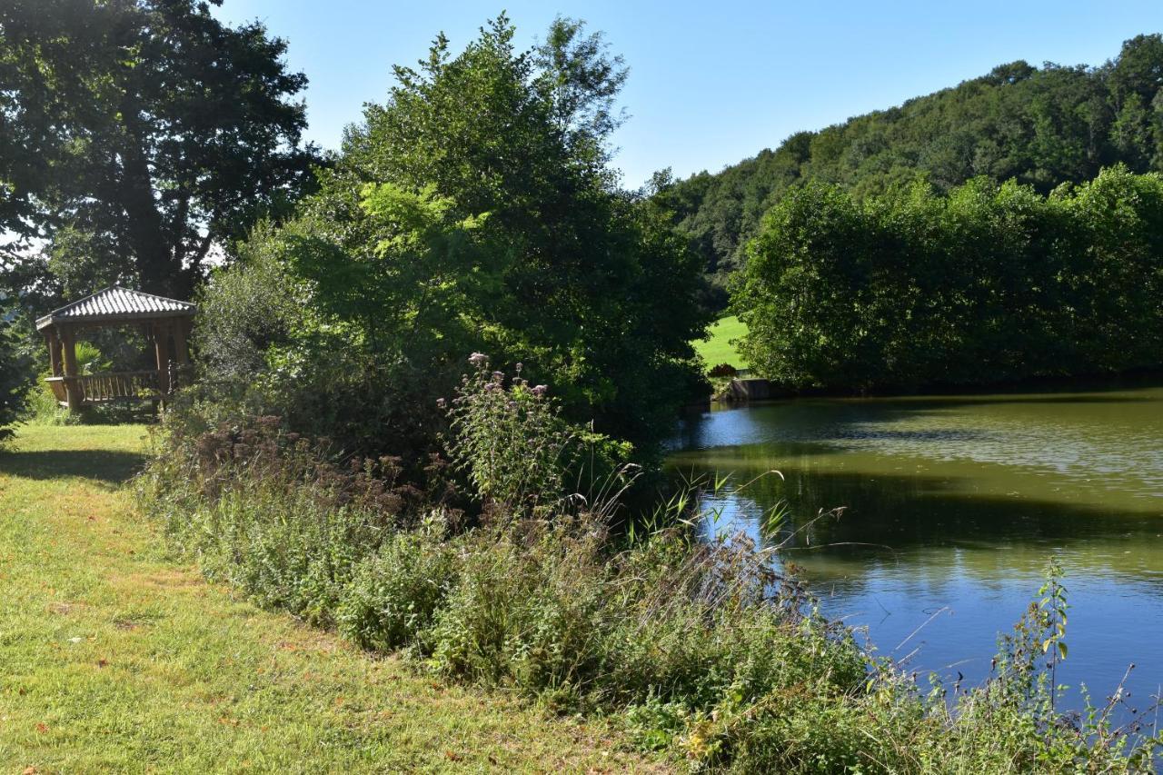 Chateau Roquehort Avec Ev Recharge Point 22Kw Monein Bagian luar foto